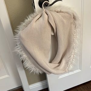 Luxurious Cabi infinity knit fur scarf cream color
